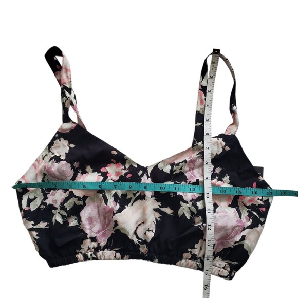 NWT FOREVER 21 FLORAL PRINT CROP TOP MED. - Picture 6 of 6